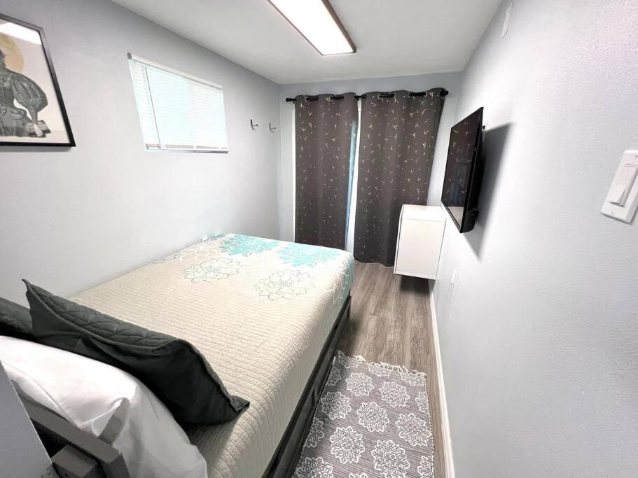 1Bed 1Bath Container Home Centrally Located Cypress Gardens Zewnętrze zdjęcie