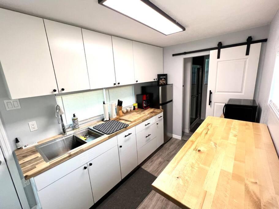 1Bed 1Bath Container Home Centrally Located Cypress Gardens Zewnętrze zdjęcie